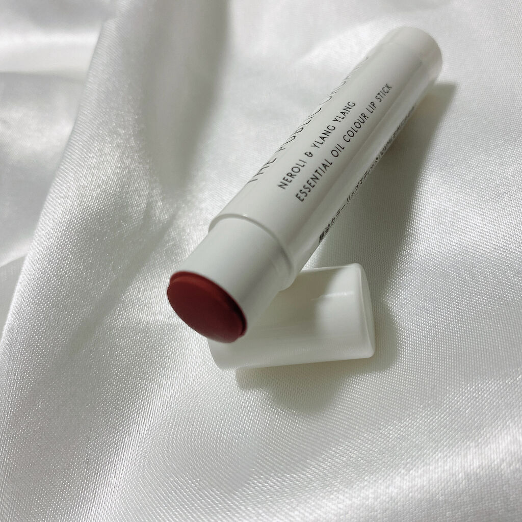 オーガニック認証 精油カラーリップスティック/THE PUBLIC ORGANIC/口紅を使ったクチコミ（3枚目）