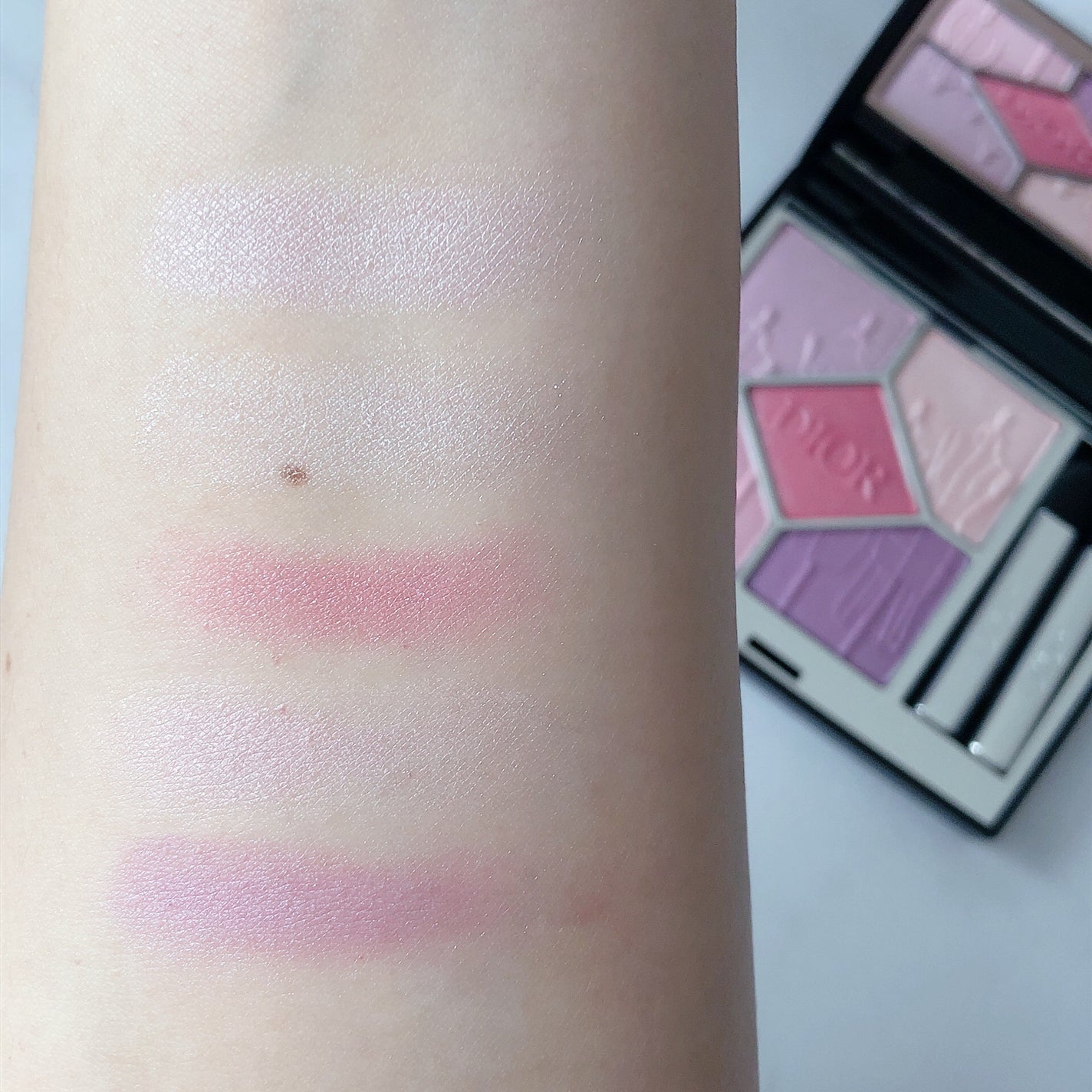 ディオールショウ サンク クルール/Dior/アイシャドウを使ったクチコミ(4枚目)