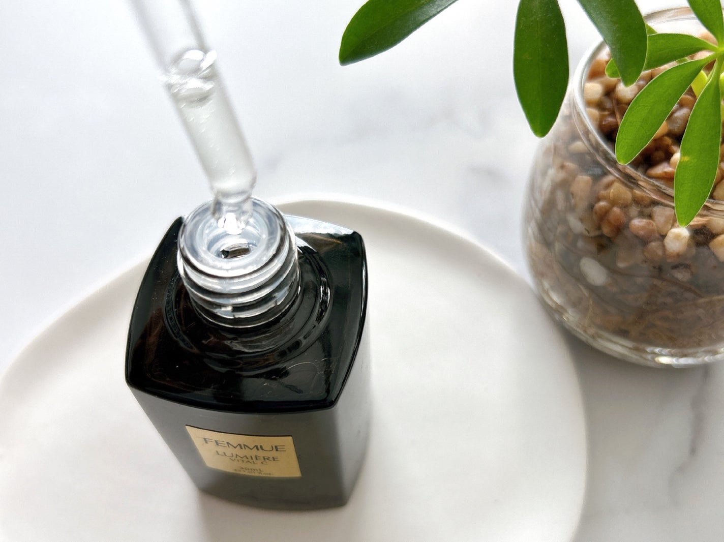 ルミエール ヴァイタルC/FEMMUE/ブースター・導入液を使ったクチコミ(2枚目)