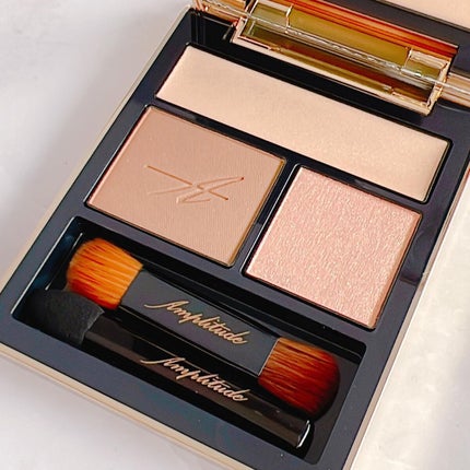 コンスピキュアス アイズ/Amplitude/アイシャドウパレットを使ったクチコミ(7枚目)