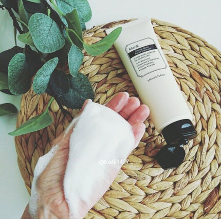 ジェントルブラックフェイシャルクレンザー(140ml)/Klairs/洗顔フォームを使ったクチコミ(5枚目)