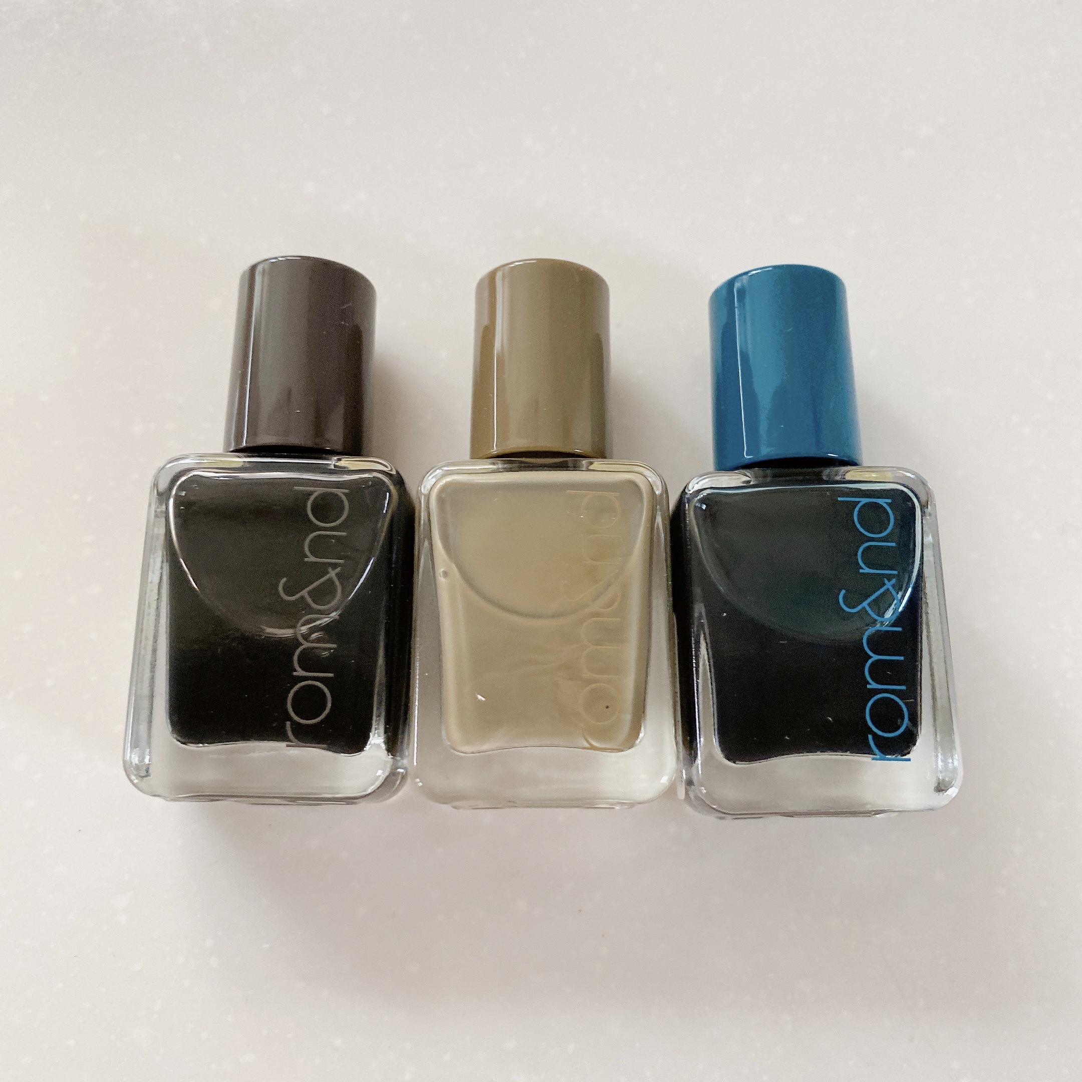 ムードペブルネイル/rom&nd/マニキュアを使ったクチコミ（1枚目）