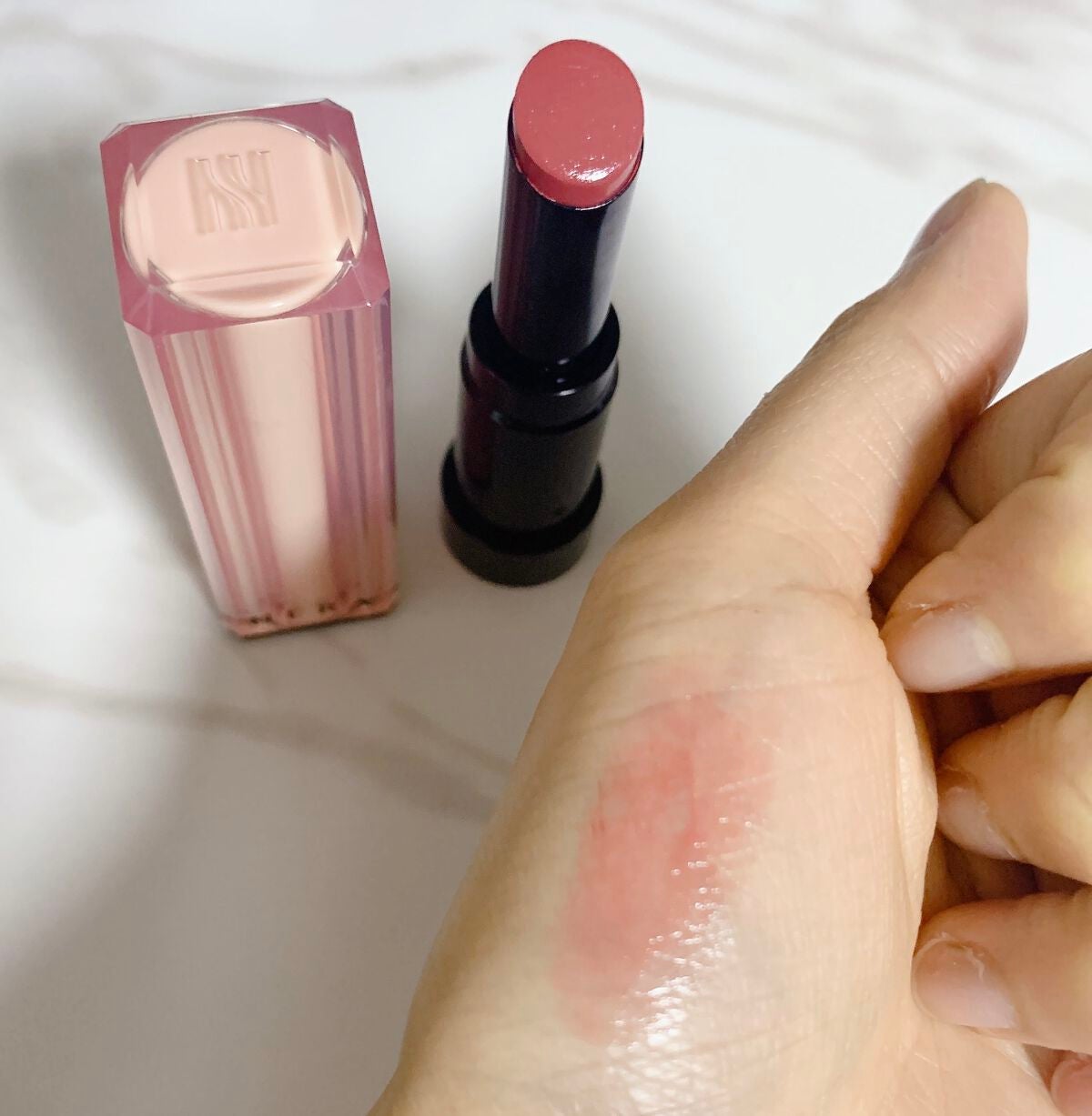 センシュアル ヌードバーム/HERA/リップバームを使ったクチコミ(3枚目)