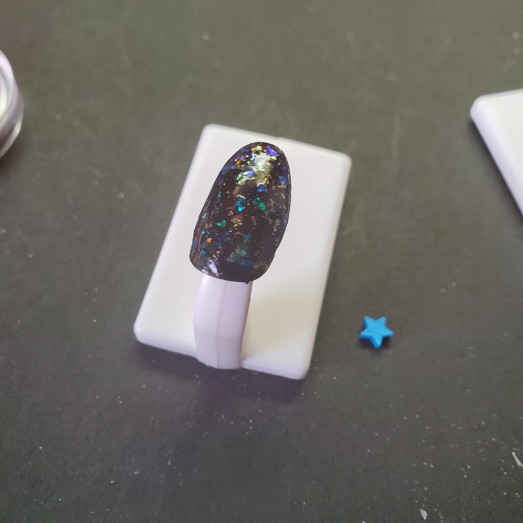 カラフルネイルズ/キャンメイク/マニキュアを使ったクチコミ(3枚目)