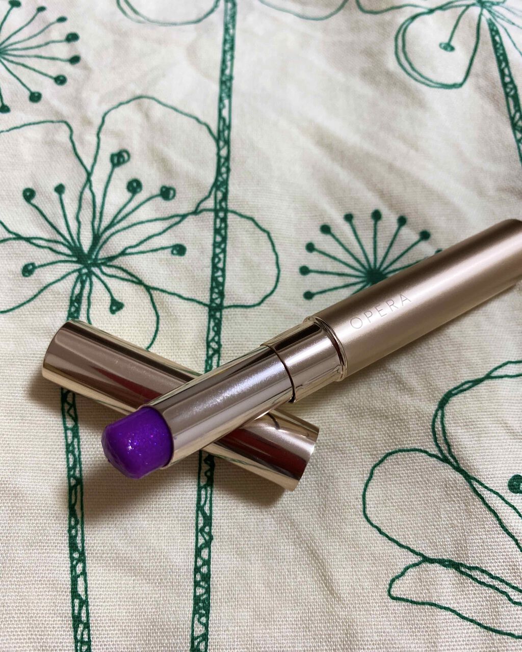 オペラ シアーリップカラー RN/OPERA/リップグロスを使ったクチコミ（1枚目）