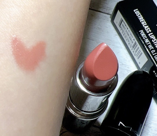 ラスターガラス リップスティック/M・A・C/口紅を使ったクチコミ（3枚目）