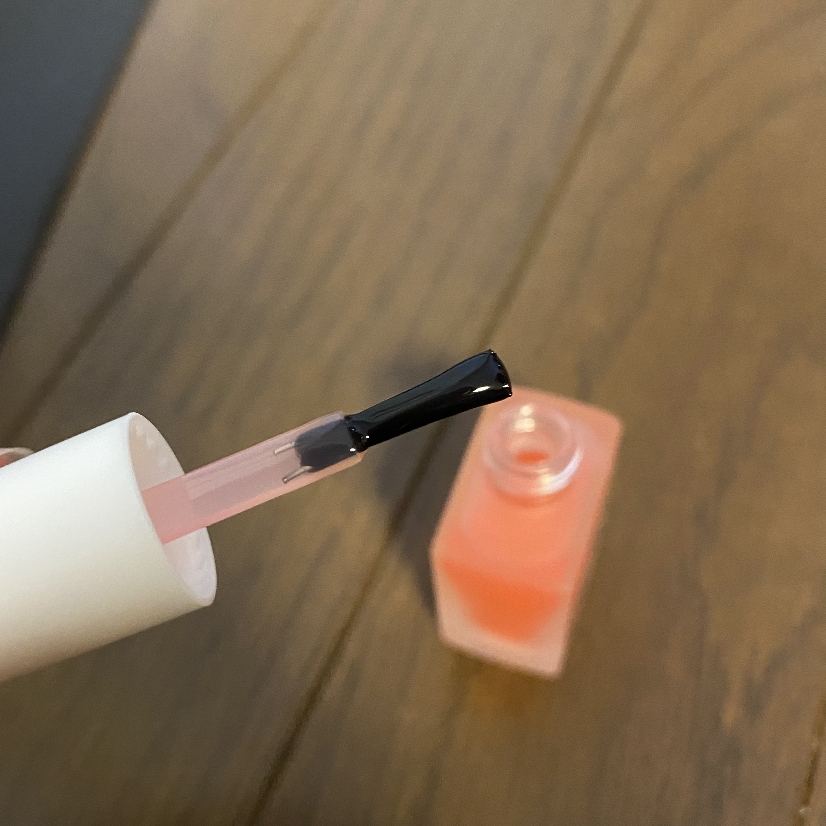 ネイルピンクモイスチャー/wakemake/ネイルオイル・トリートメントを使ったクチコミ（2枚目）