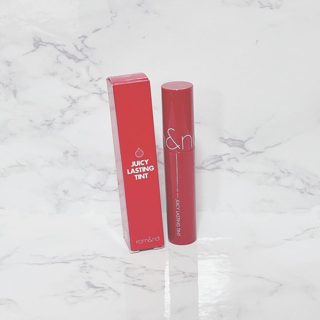 ジューシーラスティングティント/rom&nd/リップティントを使ったクチコミ（2枚目）