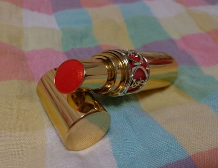 ルージュ ヴォリュプテ ロックシャイン/YVES SAINT LAURENT BEAUTE/口紅を使ったクチコミ(2枚目)