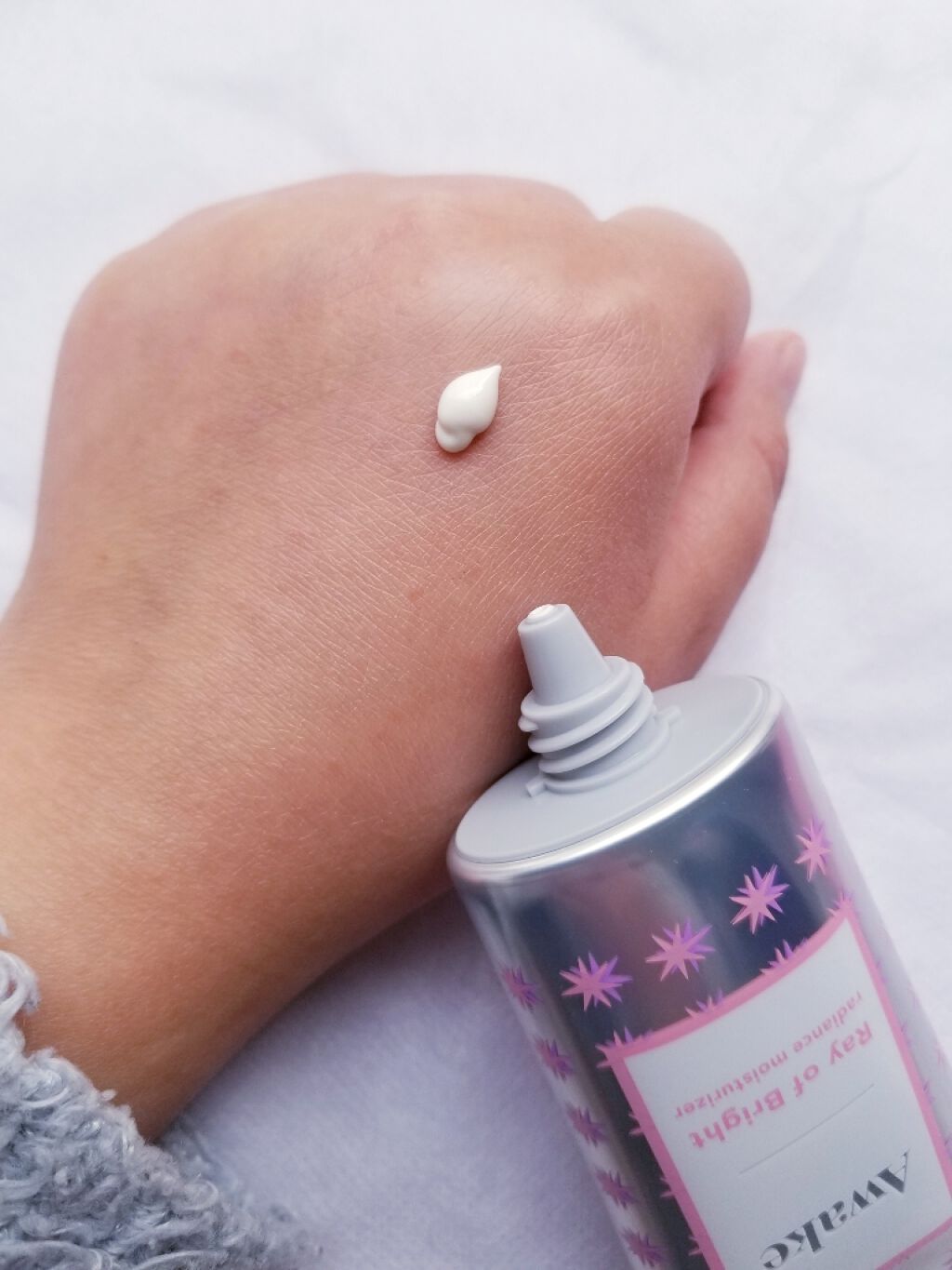 レイオブブライト ラディアンス モイスチュアライザー/Awake/化粧下地を使ったクチコミ（3枚目）