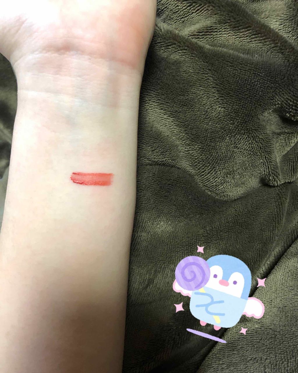 キス クラウド ブロッテッド リップ カラー/REVLON/口紅を使ったクチコミ(3枚目)