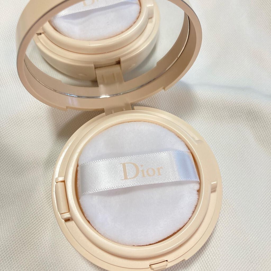 ディオールスキン フォーエヴァー クッション パウダー/Dior/ルースパウダーを使ったクチコミ（2枚目）