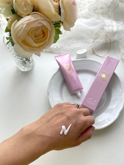 コラーゲンモイスチャーカラーコントロール/illuN/化粧下地を使ったクチコミ(2枚目)