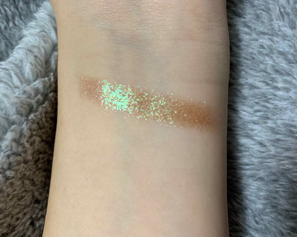 グリッタープリズム シャドウ/MISSHA/グリッターを使ったクチコミ（2枚目）