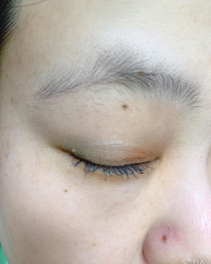 ニューアンビエンスカラーマスカラ/hince/マスカラを使ったクチコミ(4枚目)