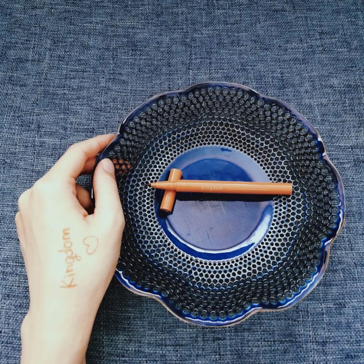 キングダム リキッドアイライナーR1 オレンジブラウン/キングダム/リキッドアイライナーを使ったクチコミ（1枚目）