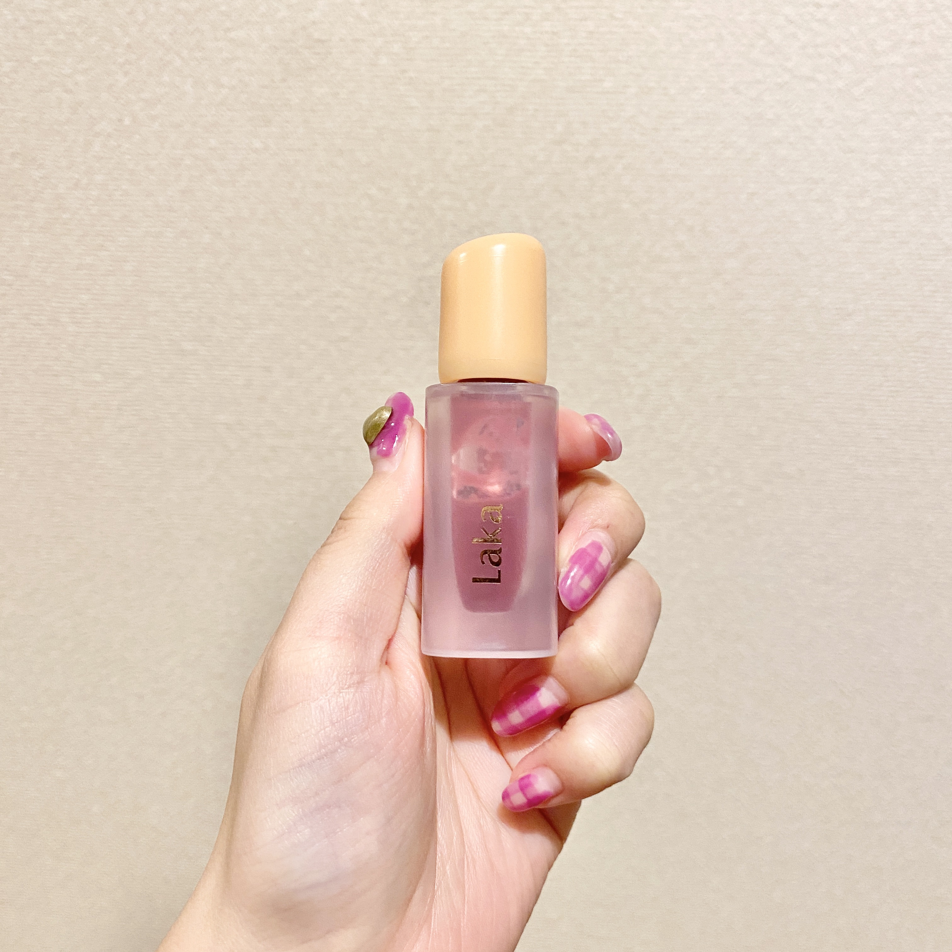 フルーティーグラムティント 115 エンヴィ/Laka/リップティントを使ったクチコミ（2枚目）