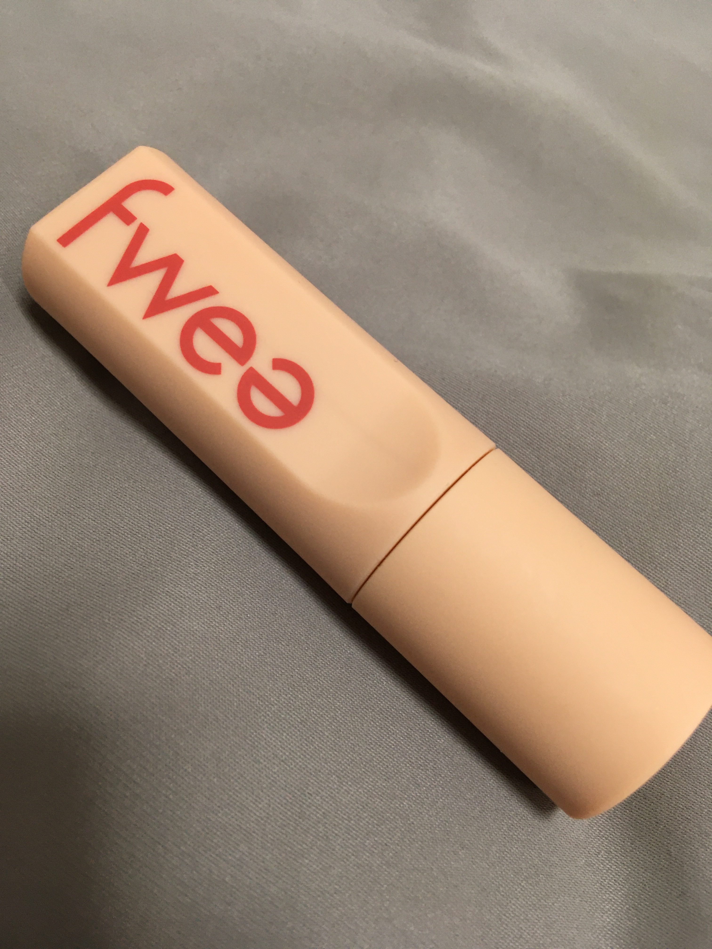 フィーティントスエード 07 アンネームドA/fwee/リップティントを使ったクチコミ（1枚目）