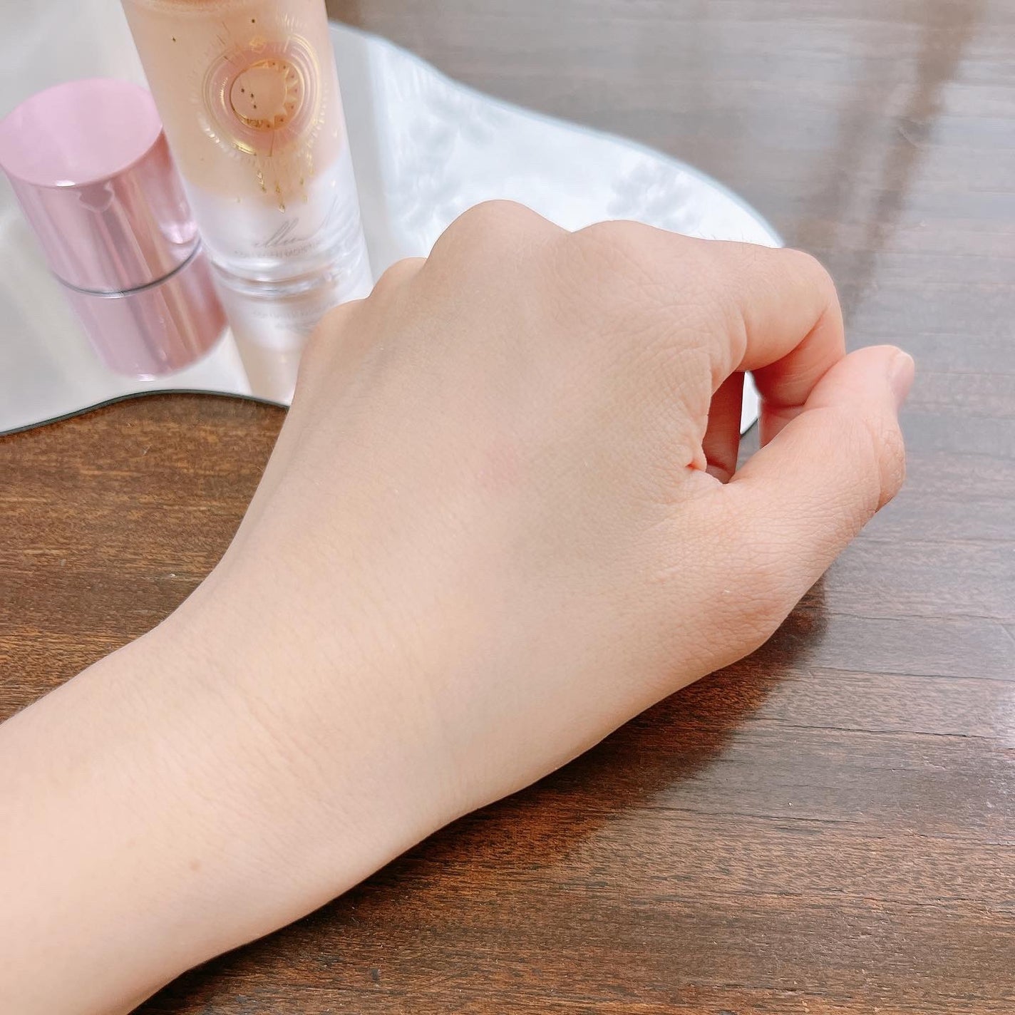 コラーゲンモイスチャースキンベース/illuN/化粧下地を使ったクチコミ(6枚目)