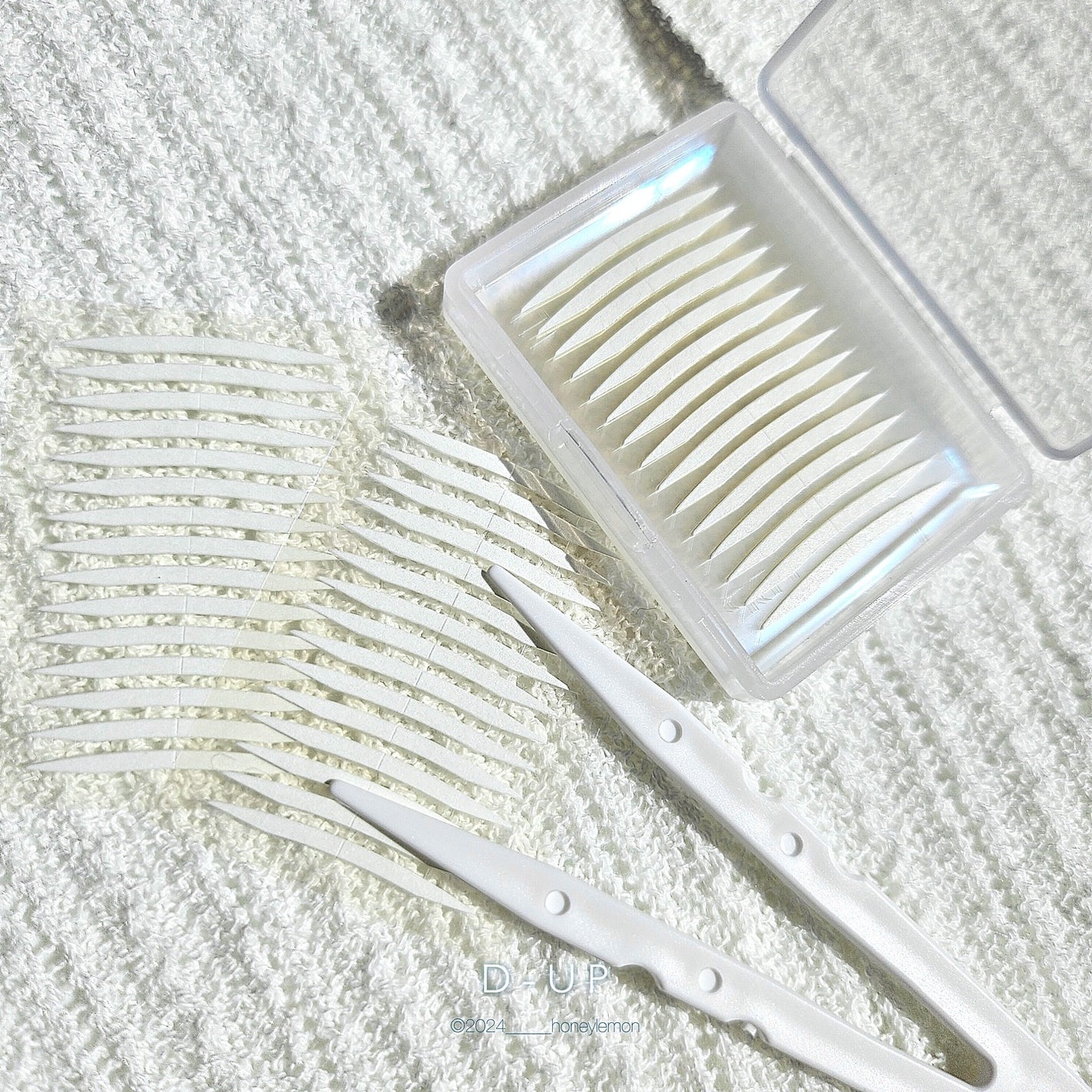 ワンダーアイリッドテープ Extra/D-UP/二重まぶた用アイテムを使ったクチコミ(3枚目)