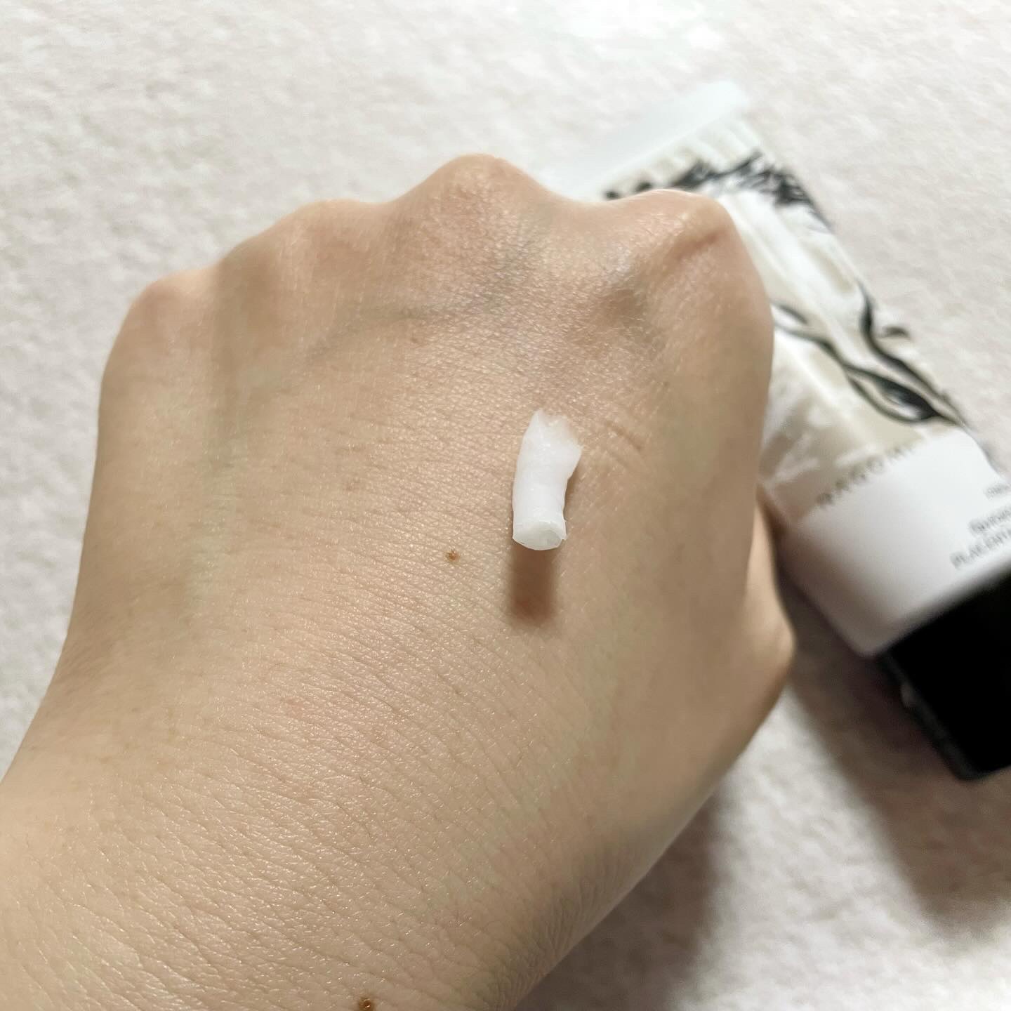 ⾺プラセンタエキス配合 ⾺油クリーム ラベンダーの⾹り/＆NAGOMI/ボディクリームを使ったクチコミ（3枚目）