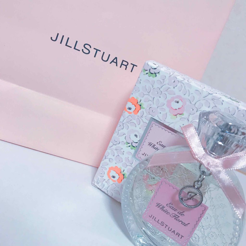 ジルスチュアート リラックス オード ホワイトフローラル/JILL STUART/香水(レディース)を使ったクチコミ(2枚目)