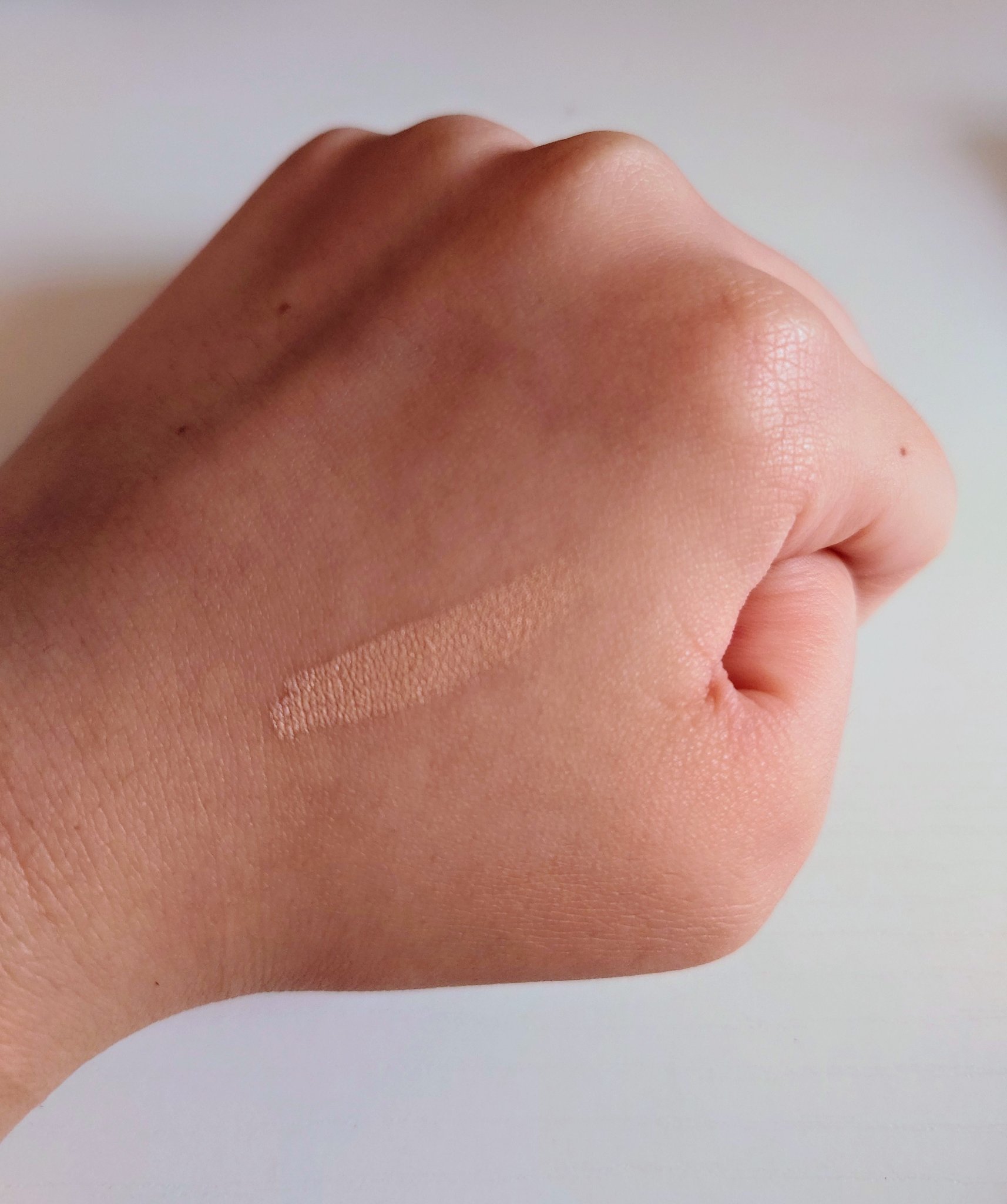 プリズム・リーブル・スキンケアリング・グロウ・クッション/GIVENCHY/クッションファンデーションを使ったクチコミ（2枚目）