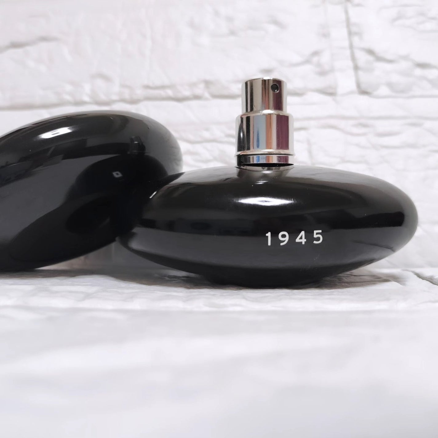 1945 オードトワレ BLACK/SHOLAYERED/香水(その他)を使ったクチコミ(3枚目)