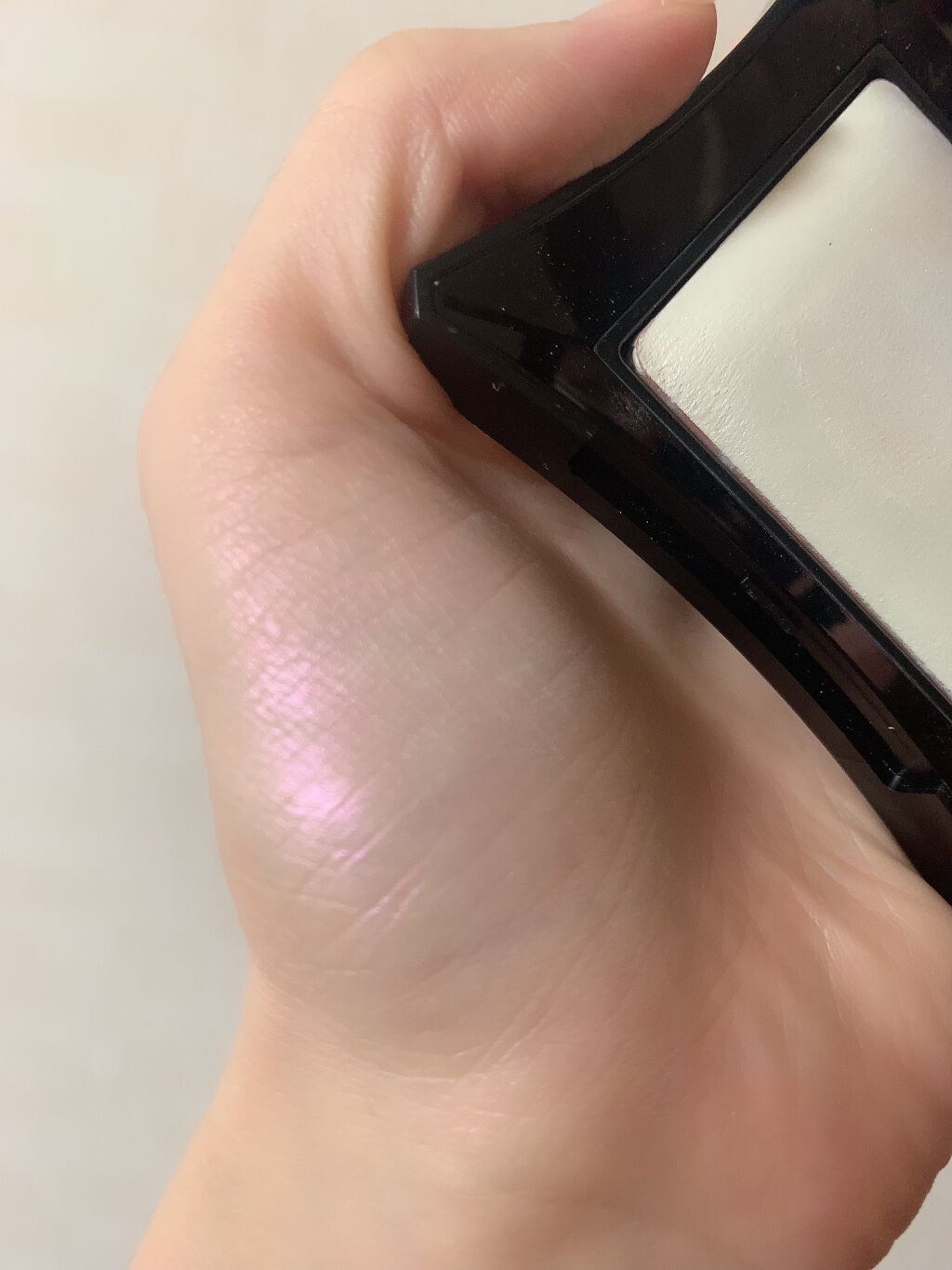 beyond powder/Illamasqua/パウダーハイライトを使ったクチコミ(3枚目)