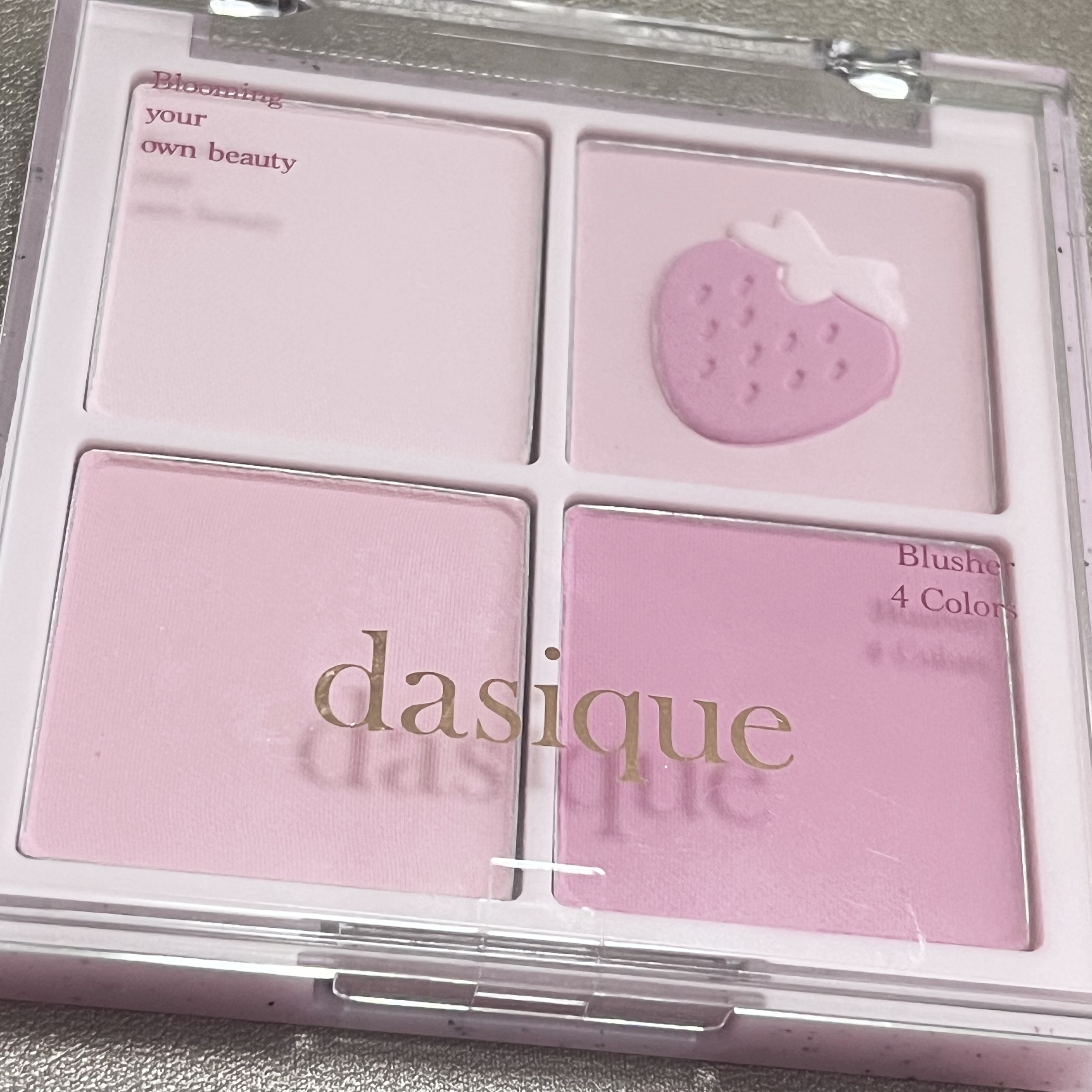 ブレンディングムードチーク/dasique/パウダーチークを使ったクチコミ（1枚目）