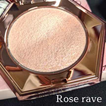 DIAMOND BOMB/FENTY BEAUTY BY RIHANNA/パウダーハイライトを使ったクチコミ(6枚目)