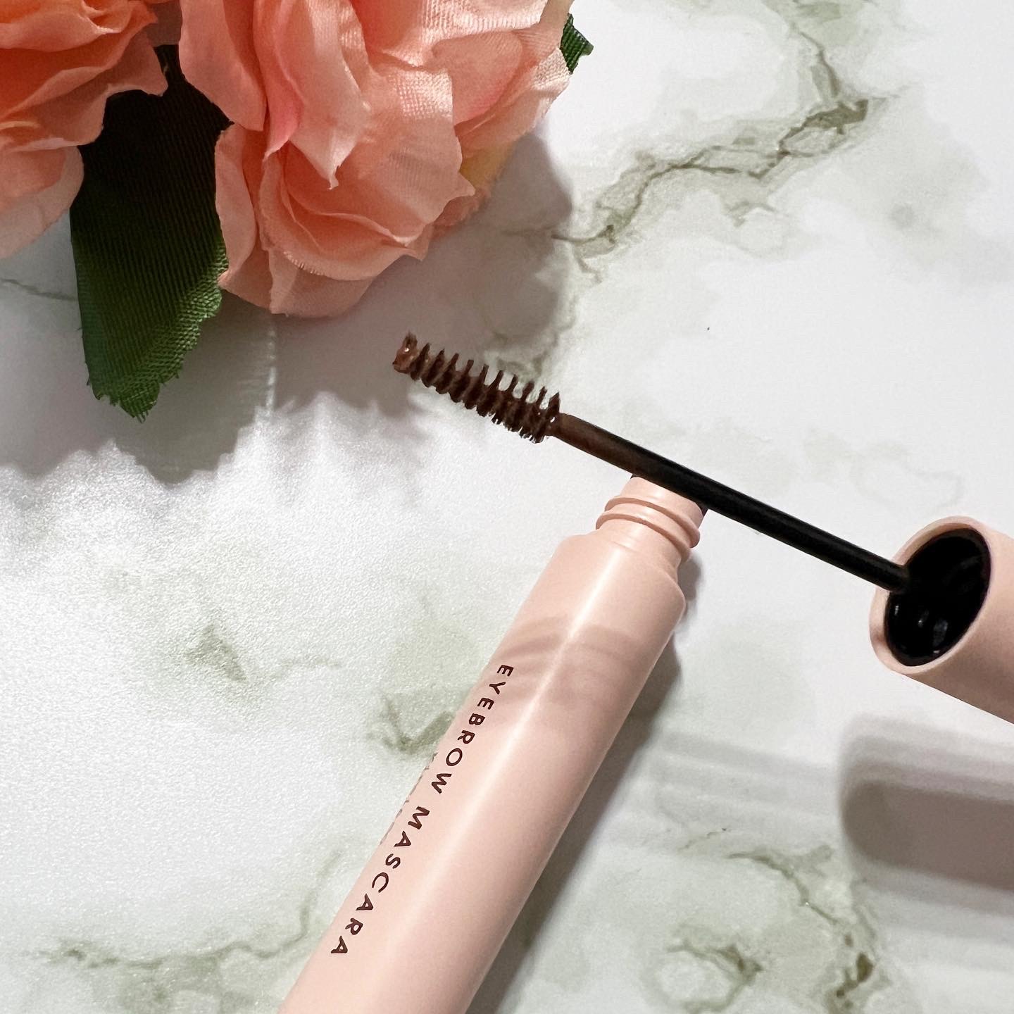 アイブロウマスカラ 05 テラコッタブラウン/Kirei&co./眉マスカラを使ったクチコミ（2枚目）