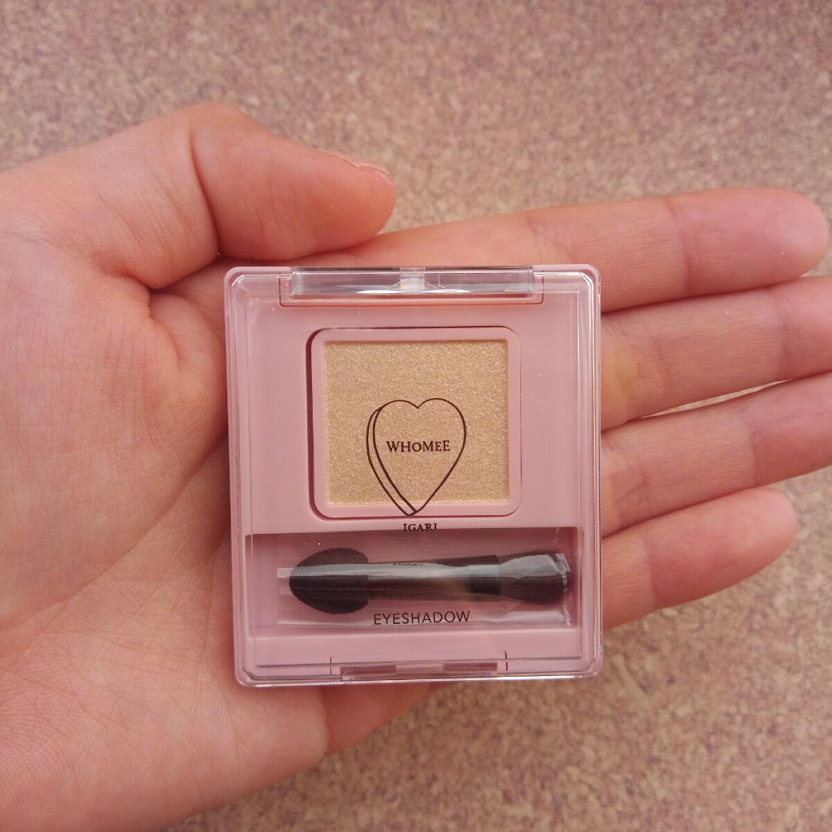フーミー シングルラメシャドウ/WHOMEE/単色アイシャドウを使ったクチコミ(1枚目)