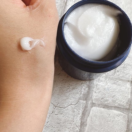 ニベア ロイヤルブルーボディクリーム うるおい密封ケア/ニベア/ボディクリームを使ったクチコミ(5枚目)