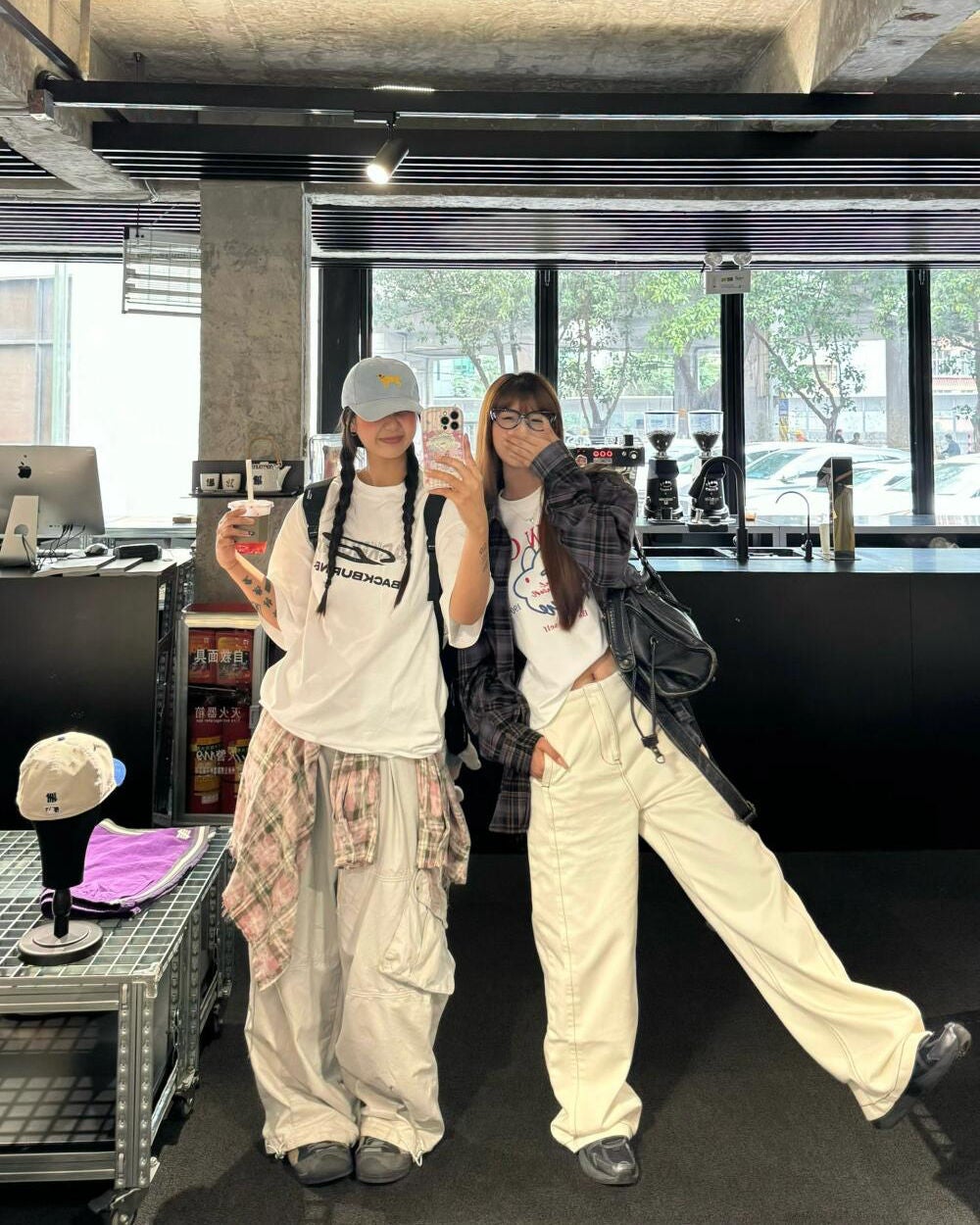 ひとみ on LIPS 「親友との1週間のファッションコレクションがやってきました!#コ..」(1枚目)