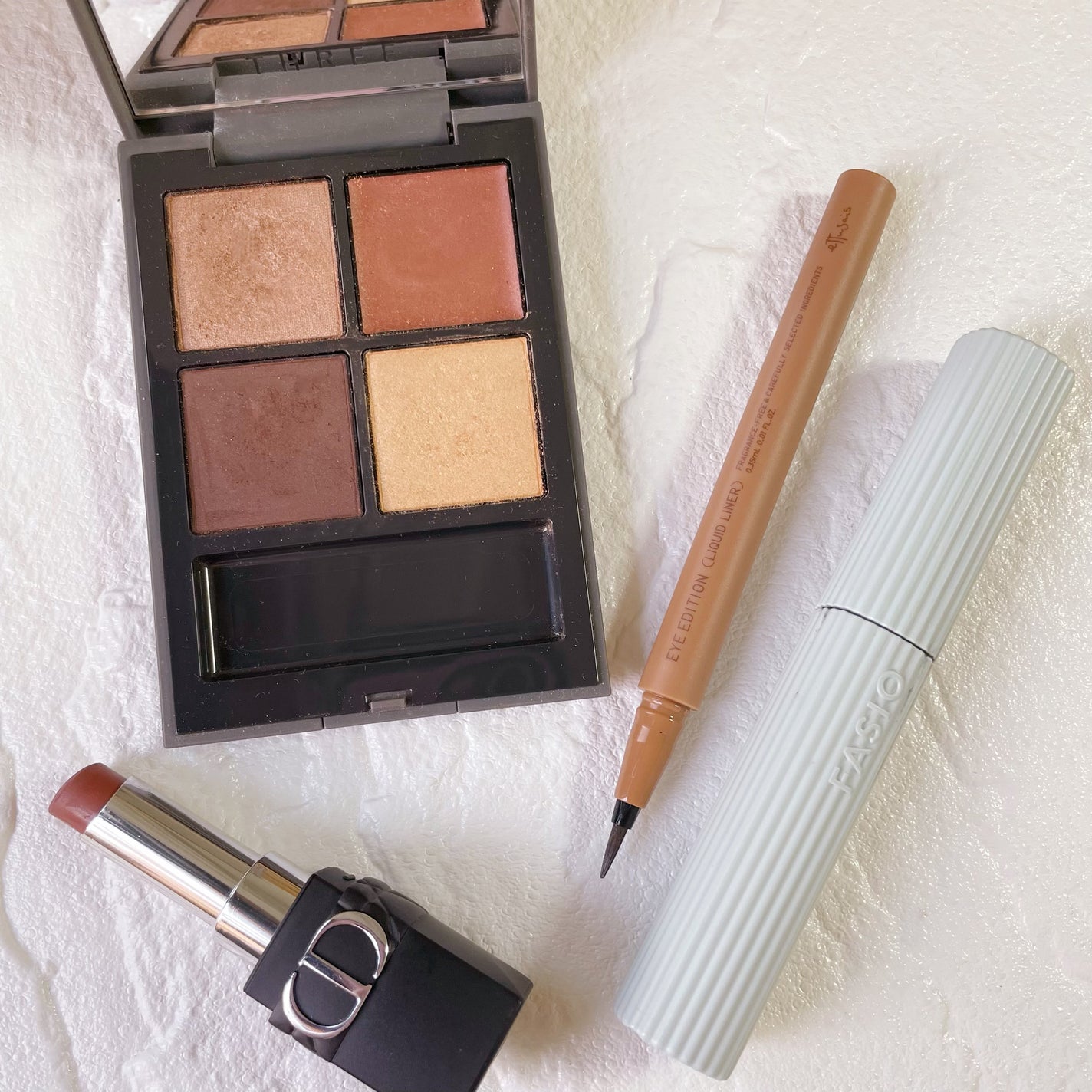 ディメンショナルビジョンアイパレット/THREE/アイシャドウパレットを使ったクチコミ(3枚目)