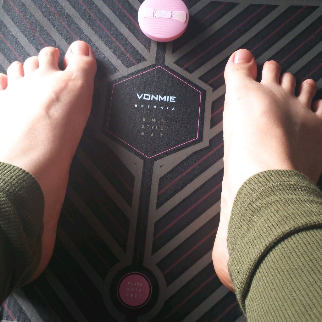 EMS STYLE MAT(イーエムエススタイルマット)/VONMIE/ボディケア美容家電を使ったクチコミ(1枚目)