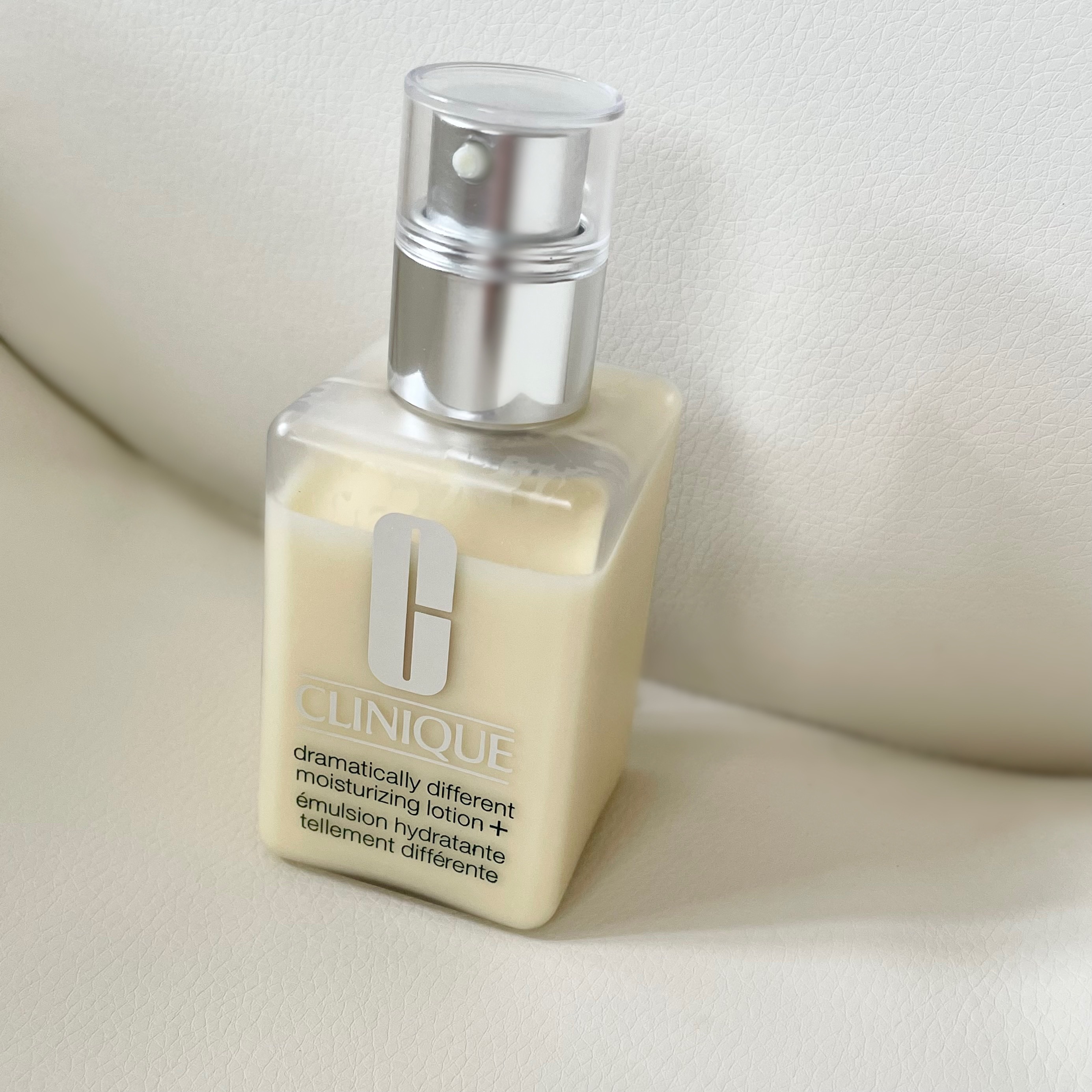 ドラマティカリーディファレント モイスチャライジング ローション プラス/CLINIQUE/乳液を使ったクチコミ（1枚目）
