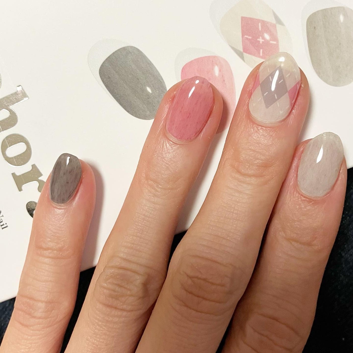 セミキュアジェルネイル(ハンド)/ohora/ネイルシールを使ったクチコミ(4枚目)