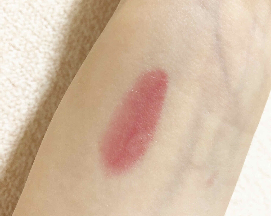 ジルスチュアート ルージュ リップブロッサム 110 precious carnation/JILL STUART/口紅を使ったクチコミ（2枚目）