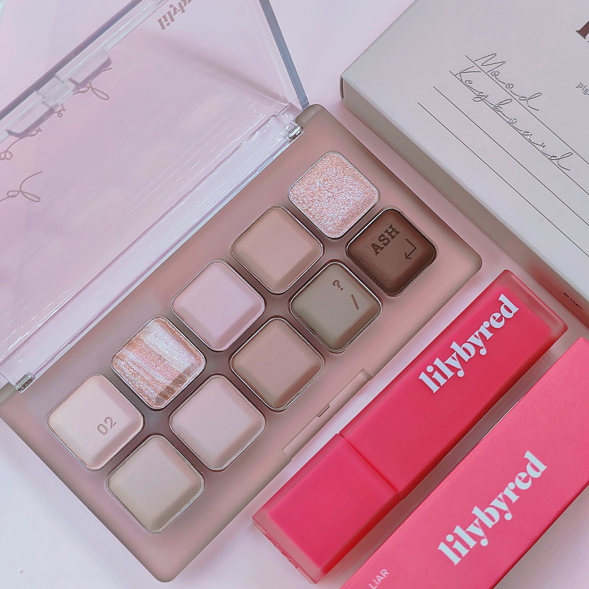 ムードキーボード 02 アッシュモーヴ(Ash Mauve)/lilybyred/アイシャドウパレットを使ったクチコミ（2枚目）