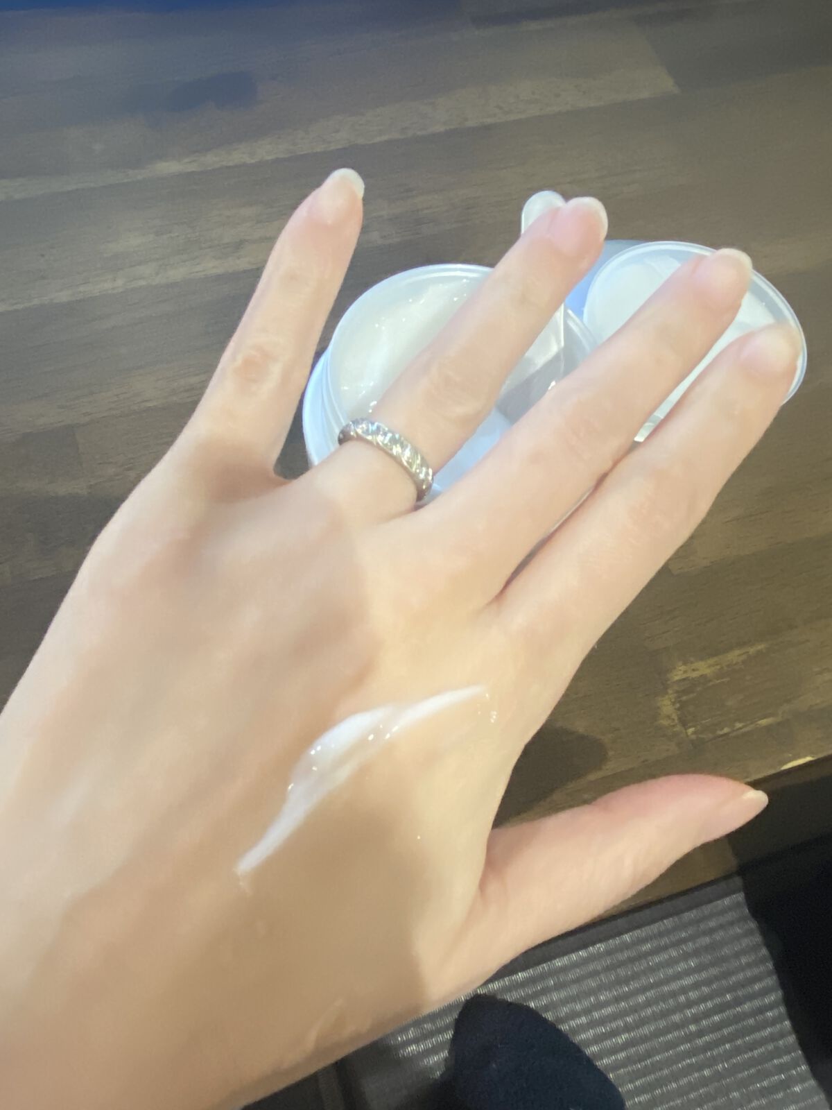 パーフェクトワン 薬用ホワイトニングジェル/パーフェクトワン/オールインワン化粧品を使ったクチコミ（1枚目）