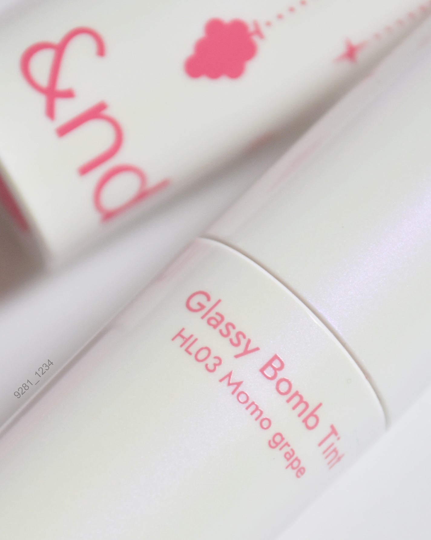 アンドバイロムアンド グラッシーボムティント/&nd by rom&nd/リップティントを使ったクチコミ(6枚目)