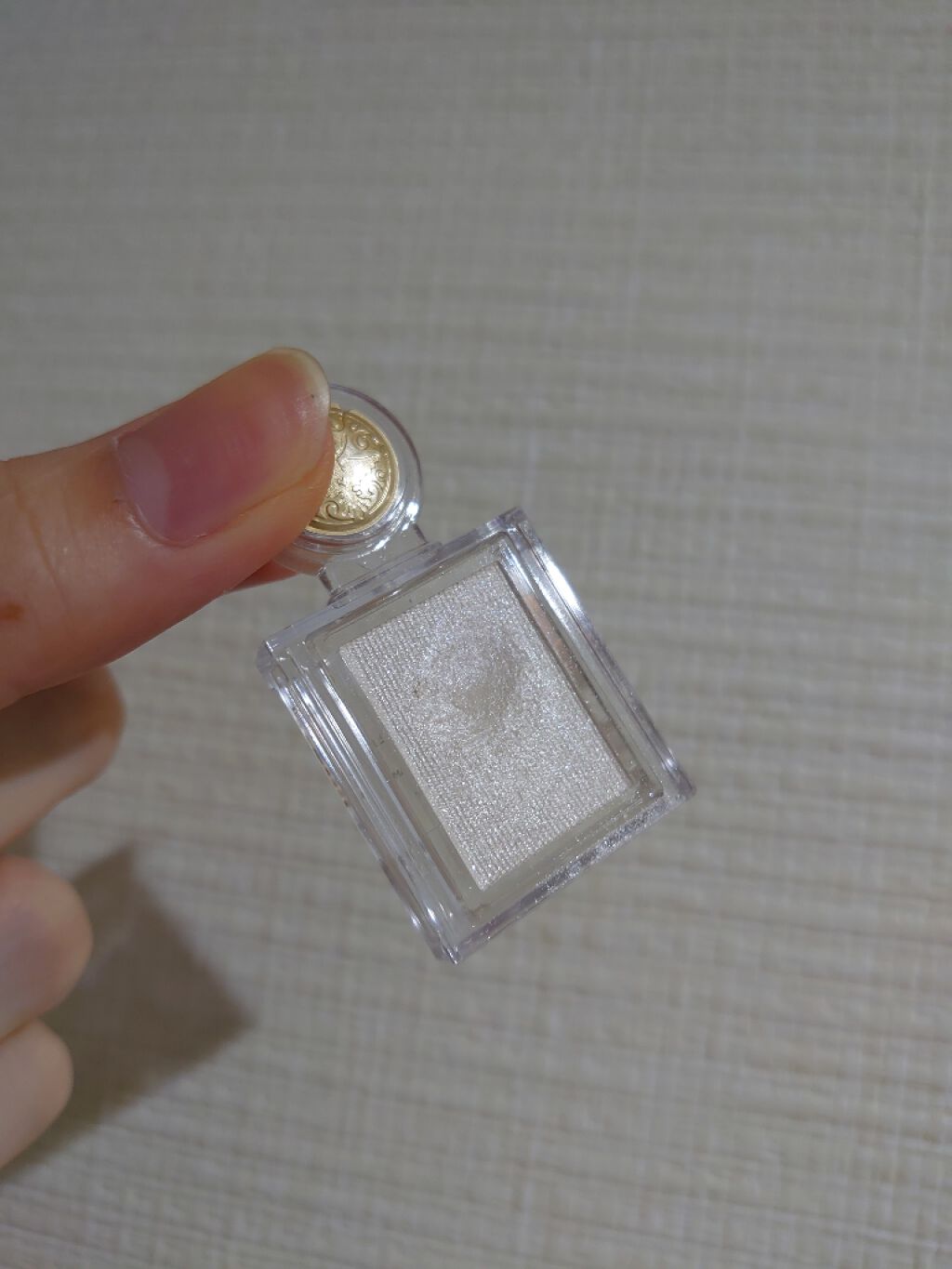 シャドーカスタマイズ/MAJOLICA MAJORCA/単色アイシャドウを使ったクチコミ(3枚目)