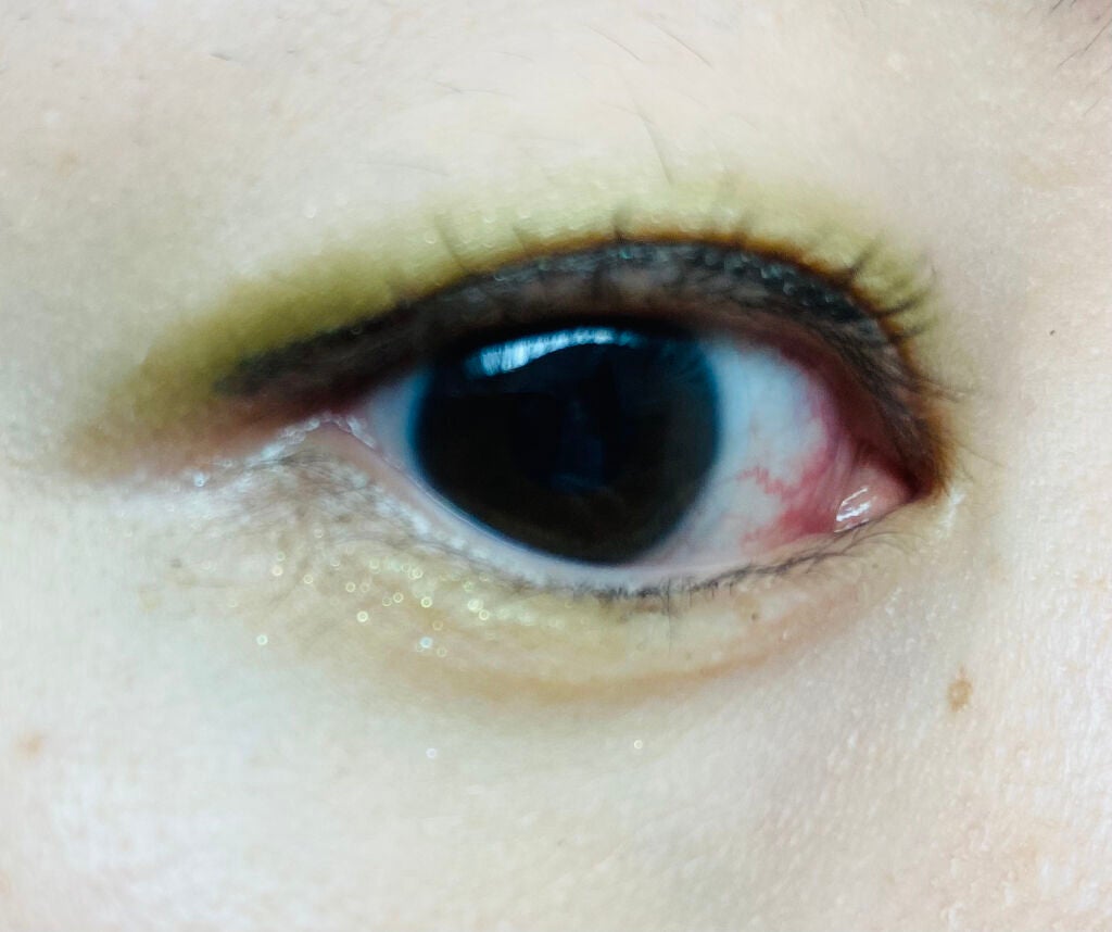 ジューシーアイカラーデュオ/オルビス/スティックアイシャドウを使ったクチコミ(2枚目)