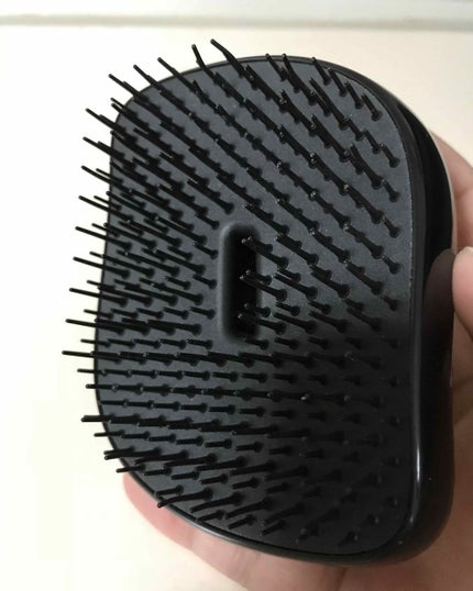 コンパクトスタイラー/TANGLE TEEZER/ヘアブラシを使ったクチコミ(2枚目)