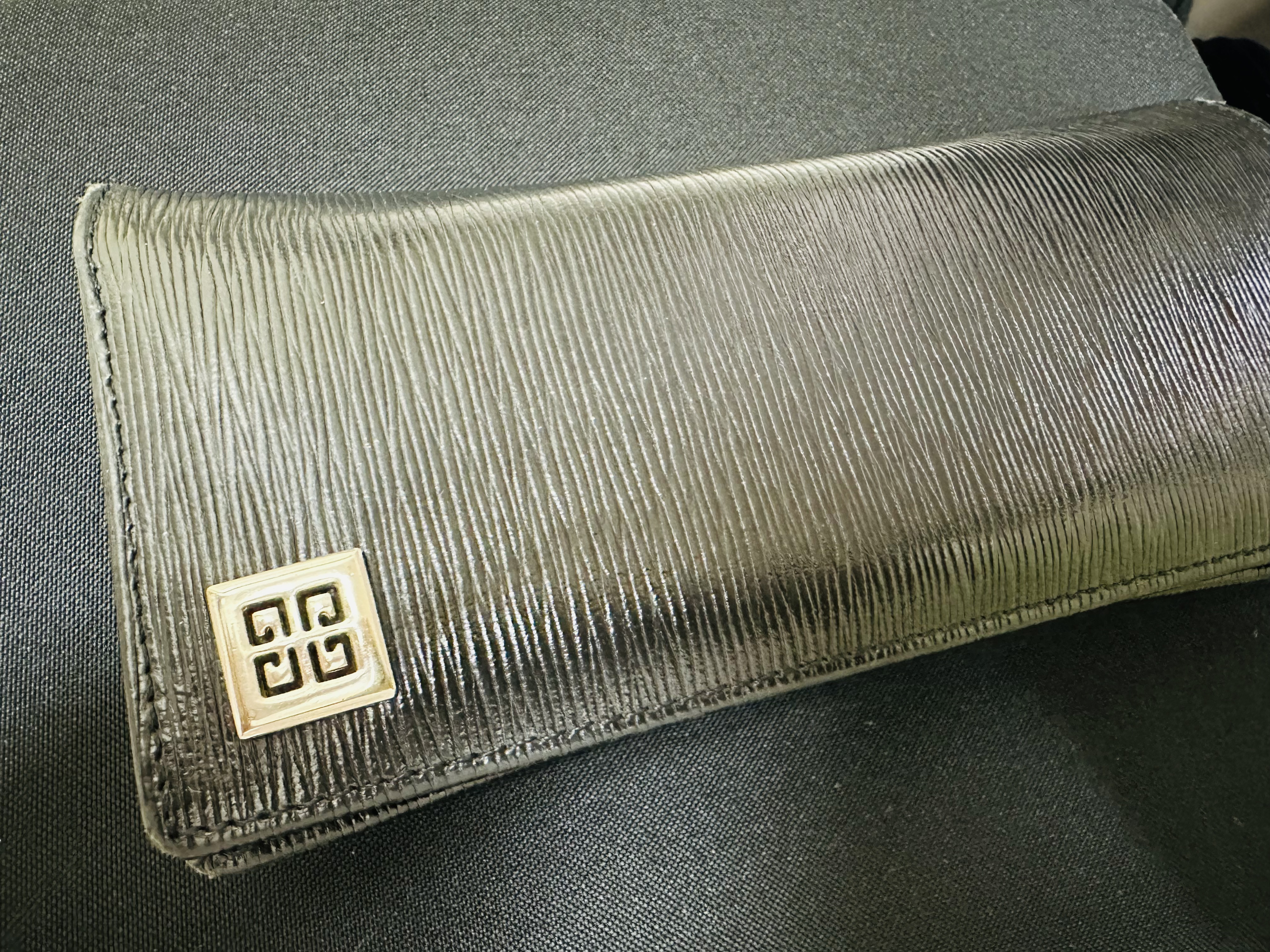 プリズム・リーブル・プレップ＆セット・グロウ・ミスト/GIVENCHY/化粧下地を使ったクチコミ（2枚目）