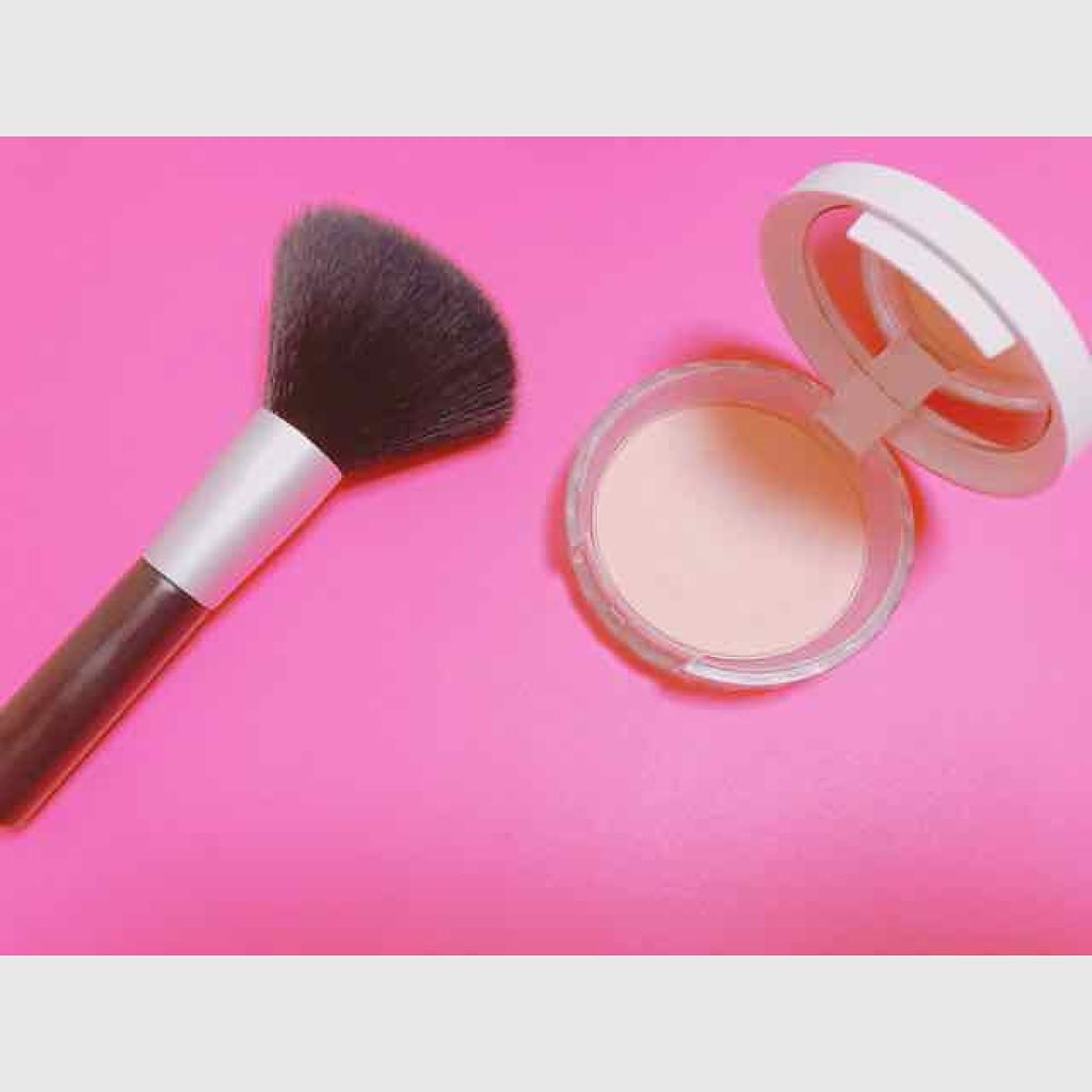 UVクリアフェイスパウダー/CEZANNE/プレストパウダーを使ったクチコミ(1枚目)