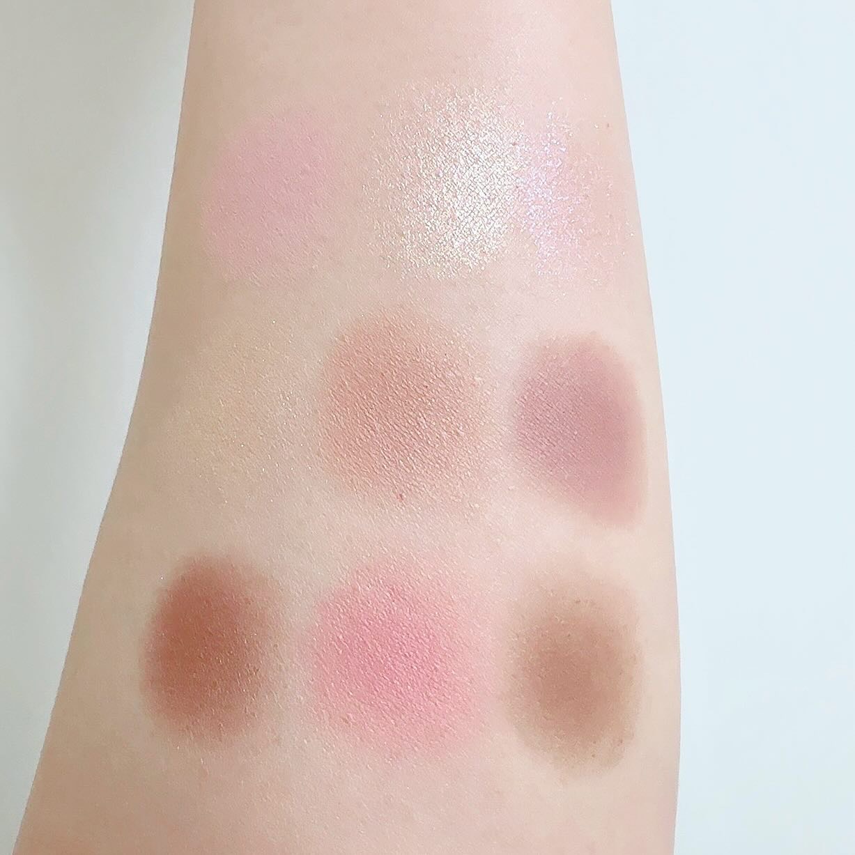 エトワルローズ 9色アイシャドウ/Étoile Rose/アイシャドウパレットを使ったクチコミ（3枚目）