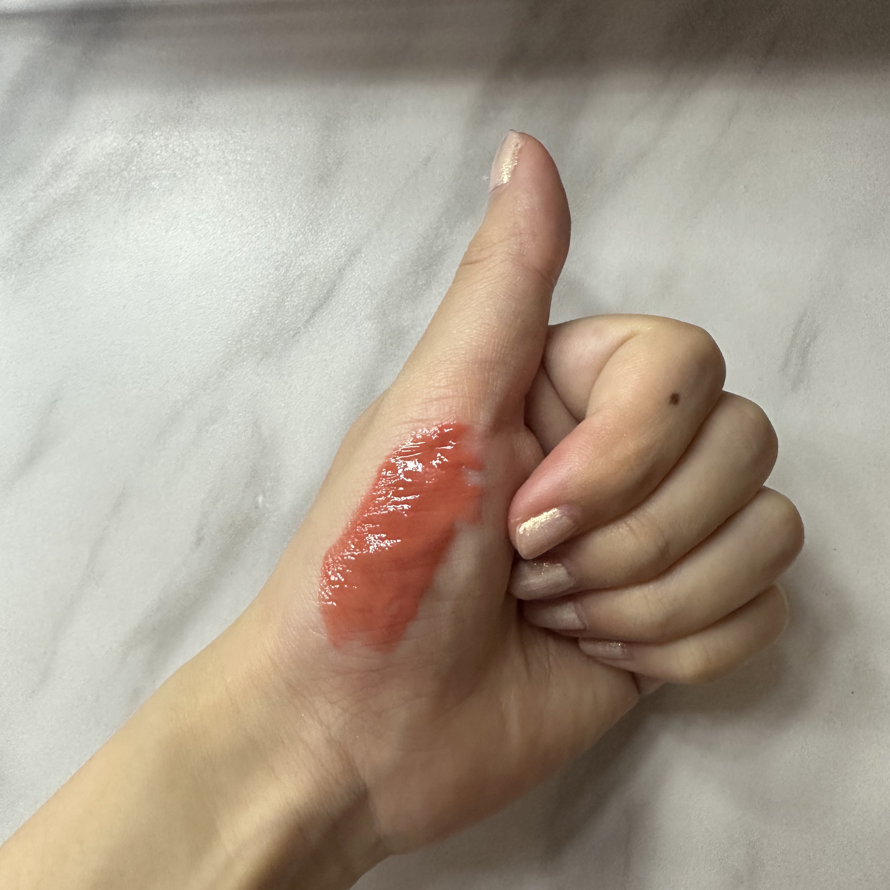 グラスティングメルティングバーム/rom&nd/リップバームを使ったクチコミ（2枚目）